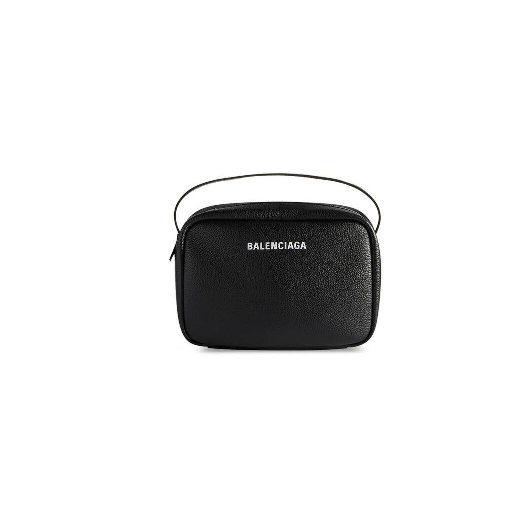 Women's Balenciaga Everyday Medium Camera Handbag Black | 6134QHDIN